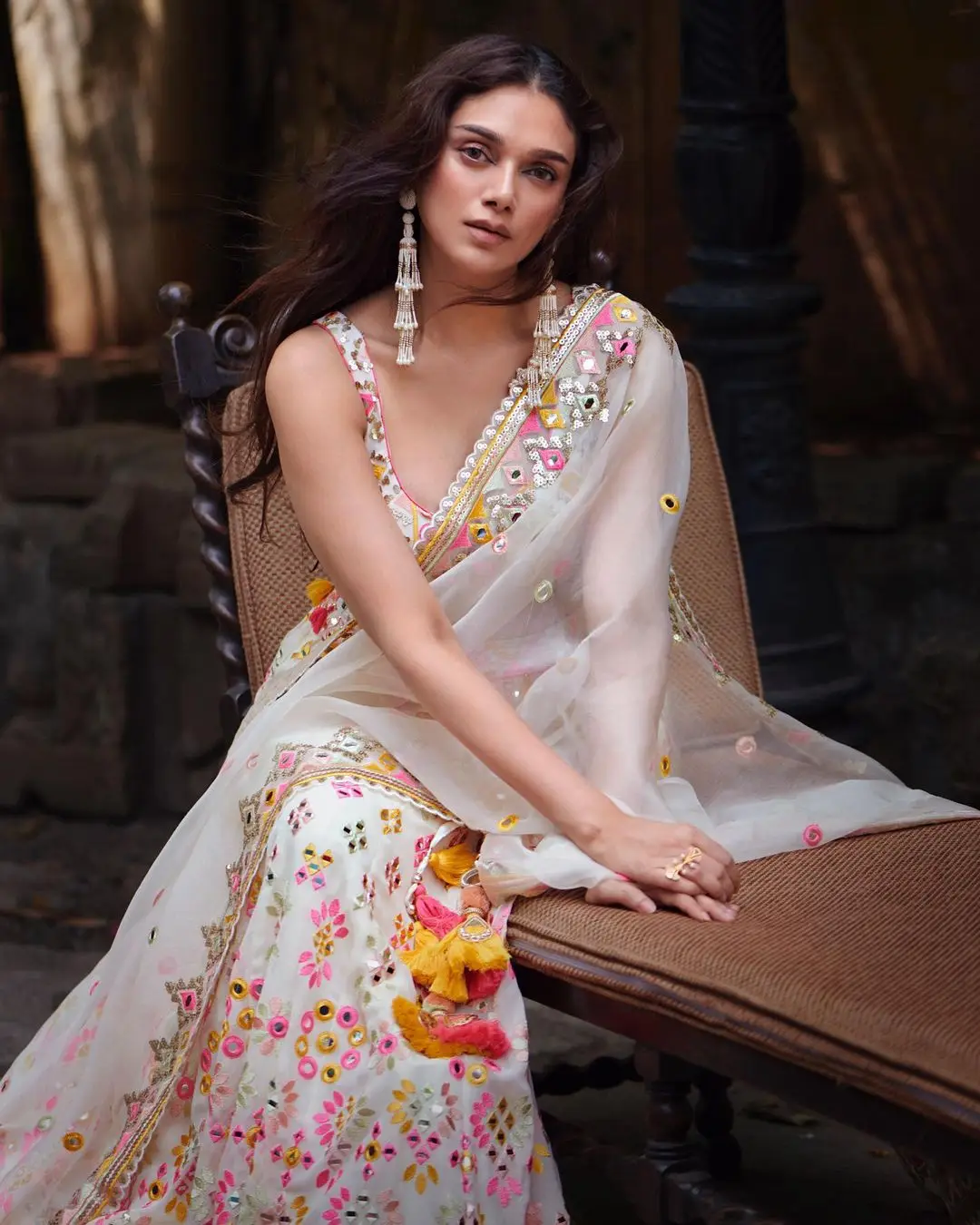 BOLLYWOOD ACTRESS ADITI RAO HYDARI STILLS IN WHITE LEHENGA CHOLI